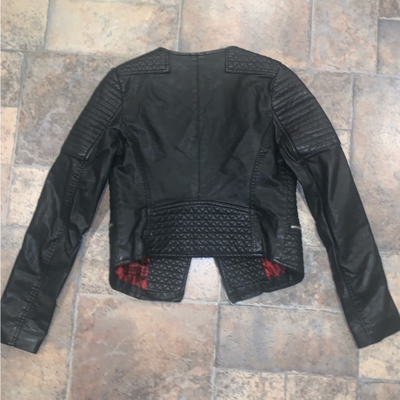 Leather jacket - Picture 2 of 4